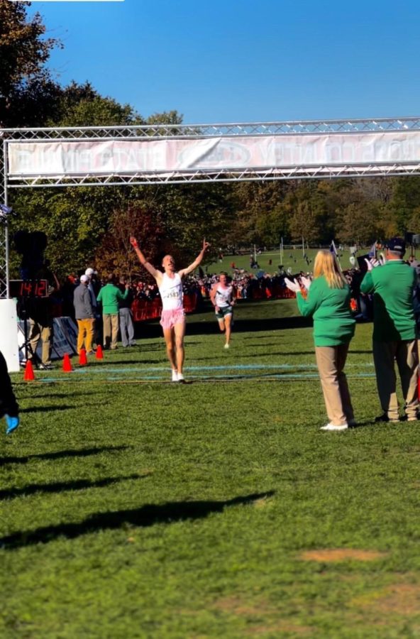 Micah Wilson running on the course at Detweiller Park, where State is held each year. Wilson has signed with UW-Madison Track and X-Country. Photo courtesy of Micah Wilson. 