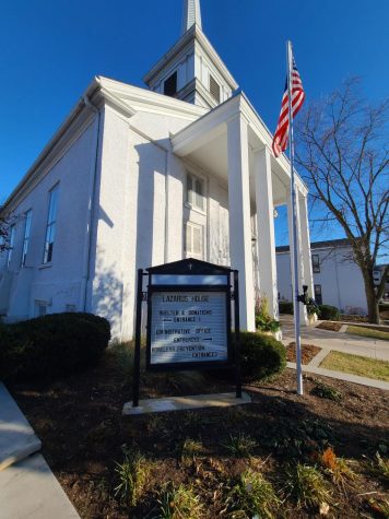 Lazarus House, located in  downtown St. Charles, is a shelter for the unhoused. Photo by Sophia Smallwood