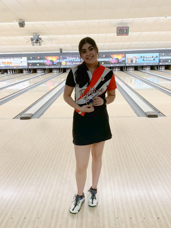 Lida+Burgos+poses+with+her+medal+after+winning+first+in+State+for+Girls+Bowling+on+Feb.+18.+Photo+courtesy+of+Lida+Burgos