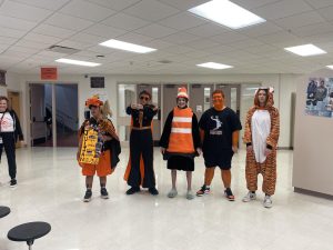 Orange and Black competition winners (Julian Aguirre, Sam Zimmerman, Kyle Wanielista, Connor Dell and Belle Patrick). Photo courtesy of Madeleine Steinhauser.