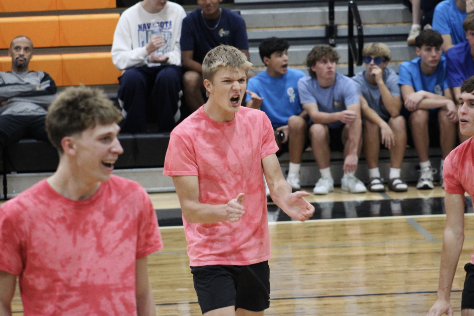 Homecoming Volleyball game brings excitement to East